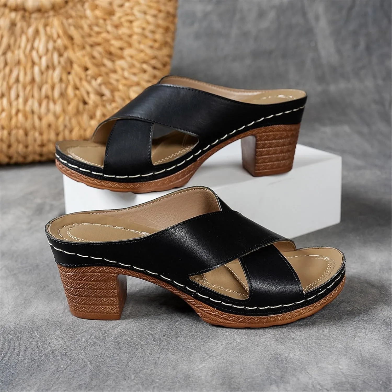 BILIKEYU Womens Chunky Heel Platform Sandals Open Toe Crisscross Strap Slip on Slide Comfortable High Heel Beach Sandal