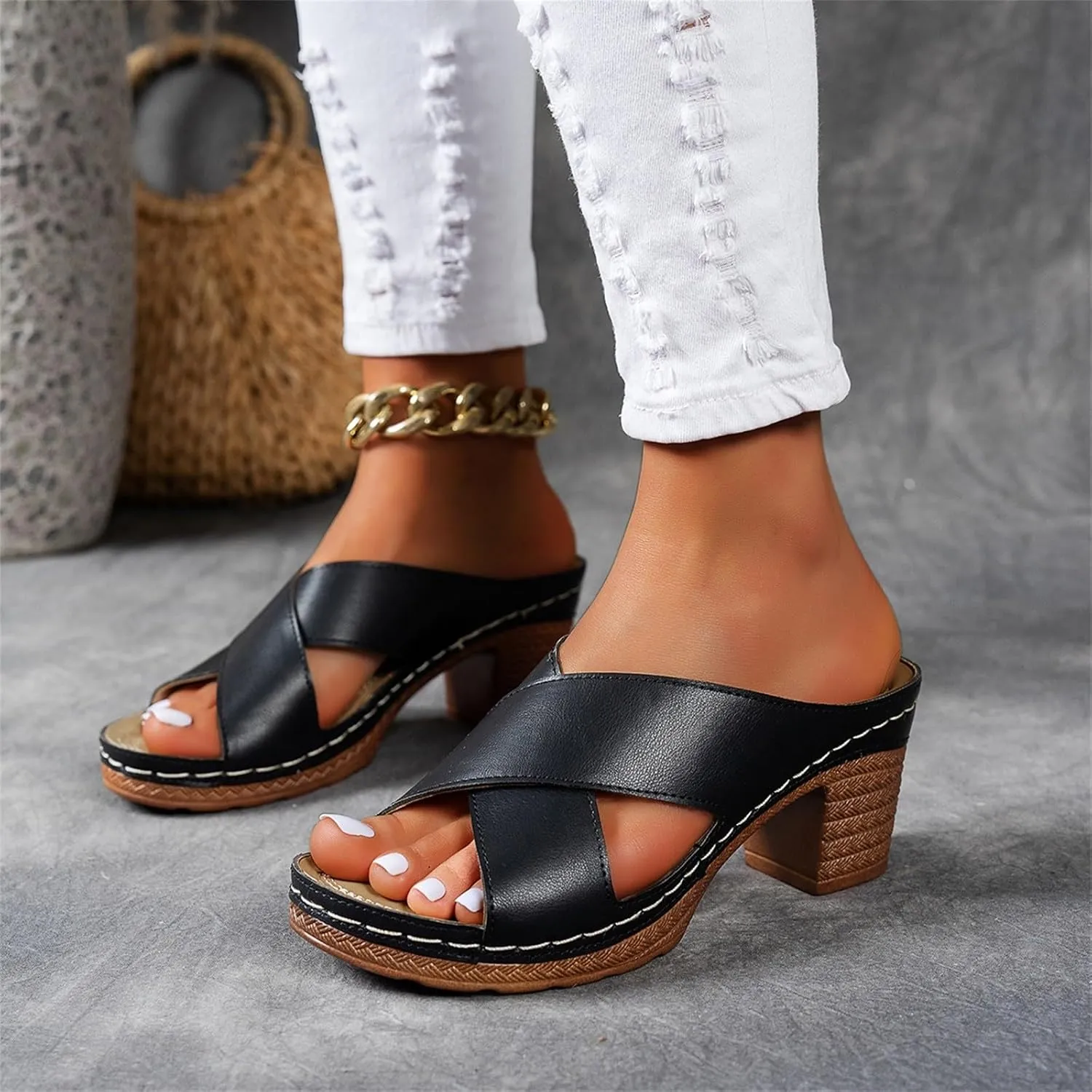 BILIKEYU Womens Chunky Heel Platform Sandals Open Toe Crisscross Strap Slip on Slide Comfortable High Heel Beach Sandal