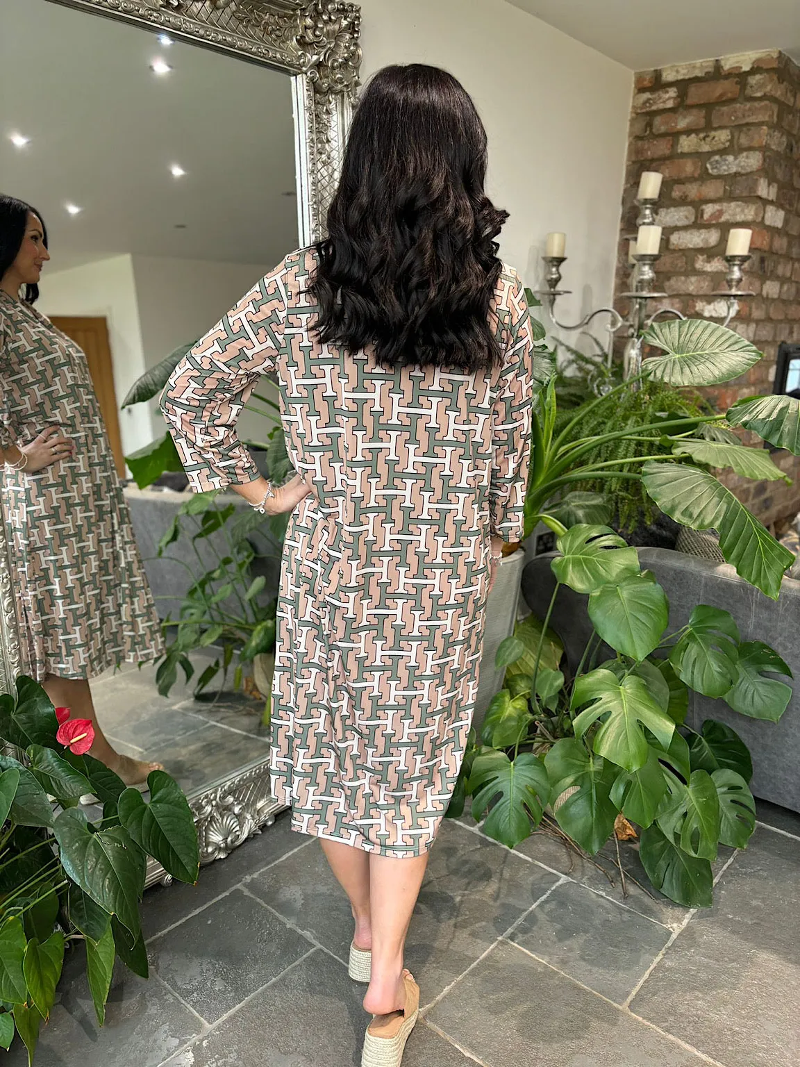 Camel Link Pattern Dress Gloria