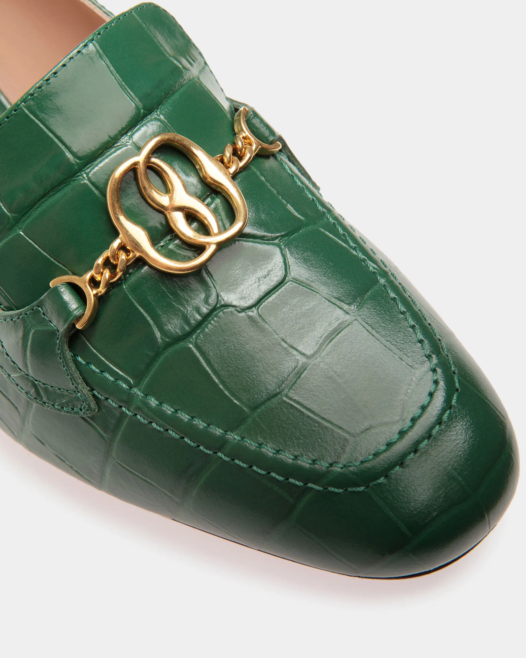 Daily Emblem Loafers In Kelly Green Leather