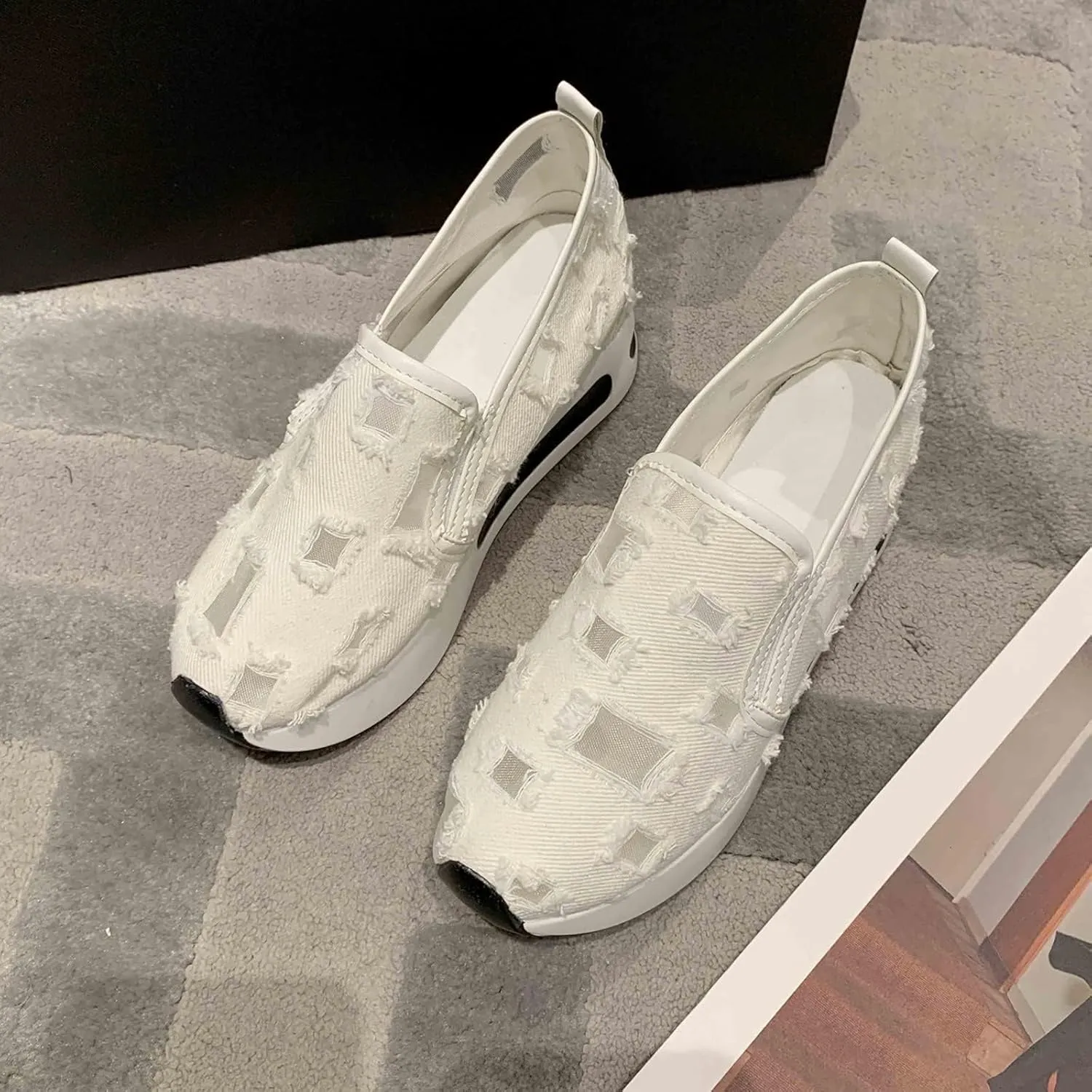 Fashion Sneakers for Women Platform Wedge Sneakers Fashion Embroidery Floral Mesh Air Comfort Chunky Sole Hidden High Heels Slip On Loafers Breathable Walking Work Shoes with Arch Support