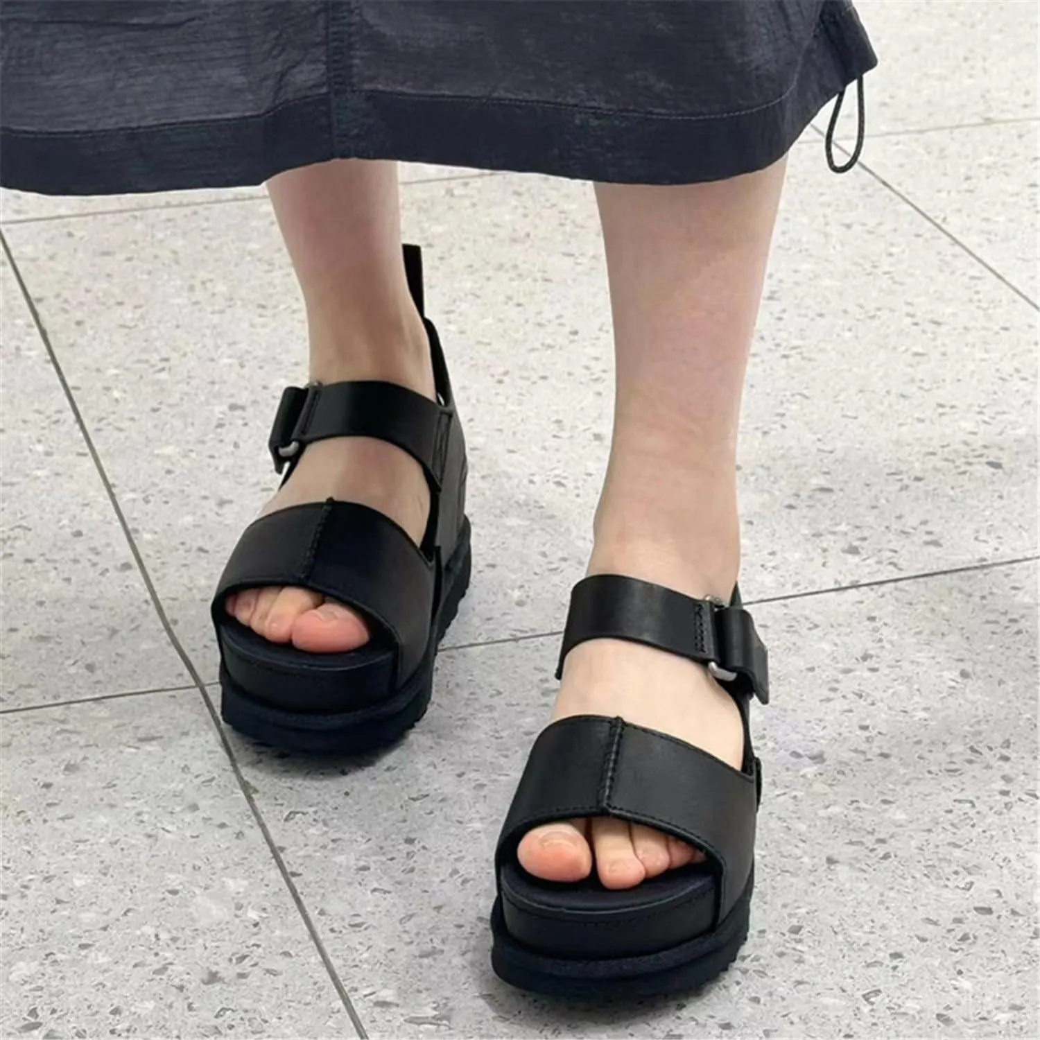 Fashion Suede Platform Sandals for Women's Casual Adjustable Indoor Non Slip Comfortable Outdoor Women's Mules & Clogs