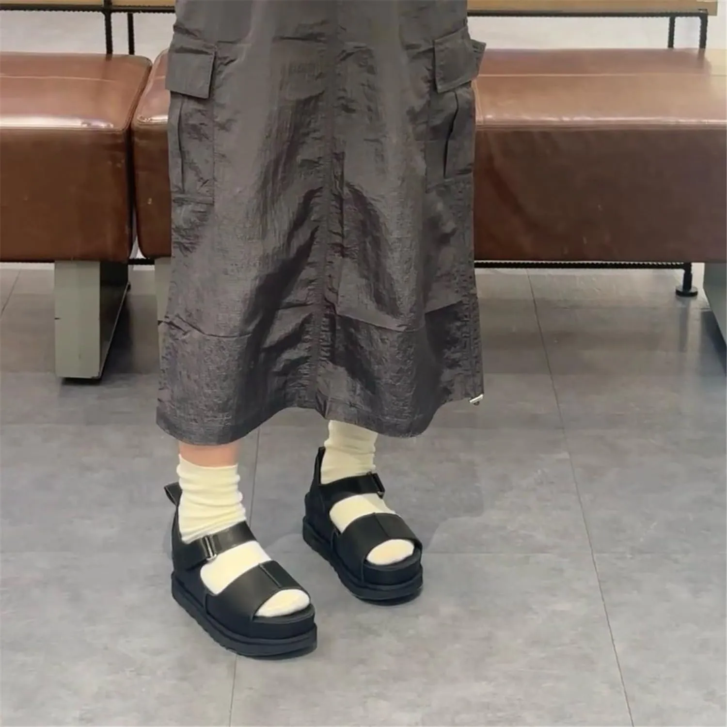 Fashion Suede Platform Sandals for Women's Casual Adjustable Indoor Non Slip Comfortable Outdoor Women's Mules & Clogs