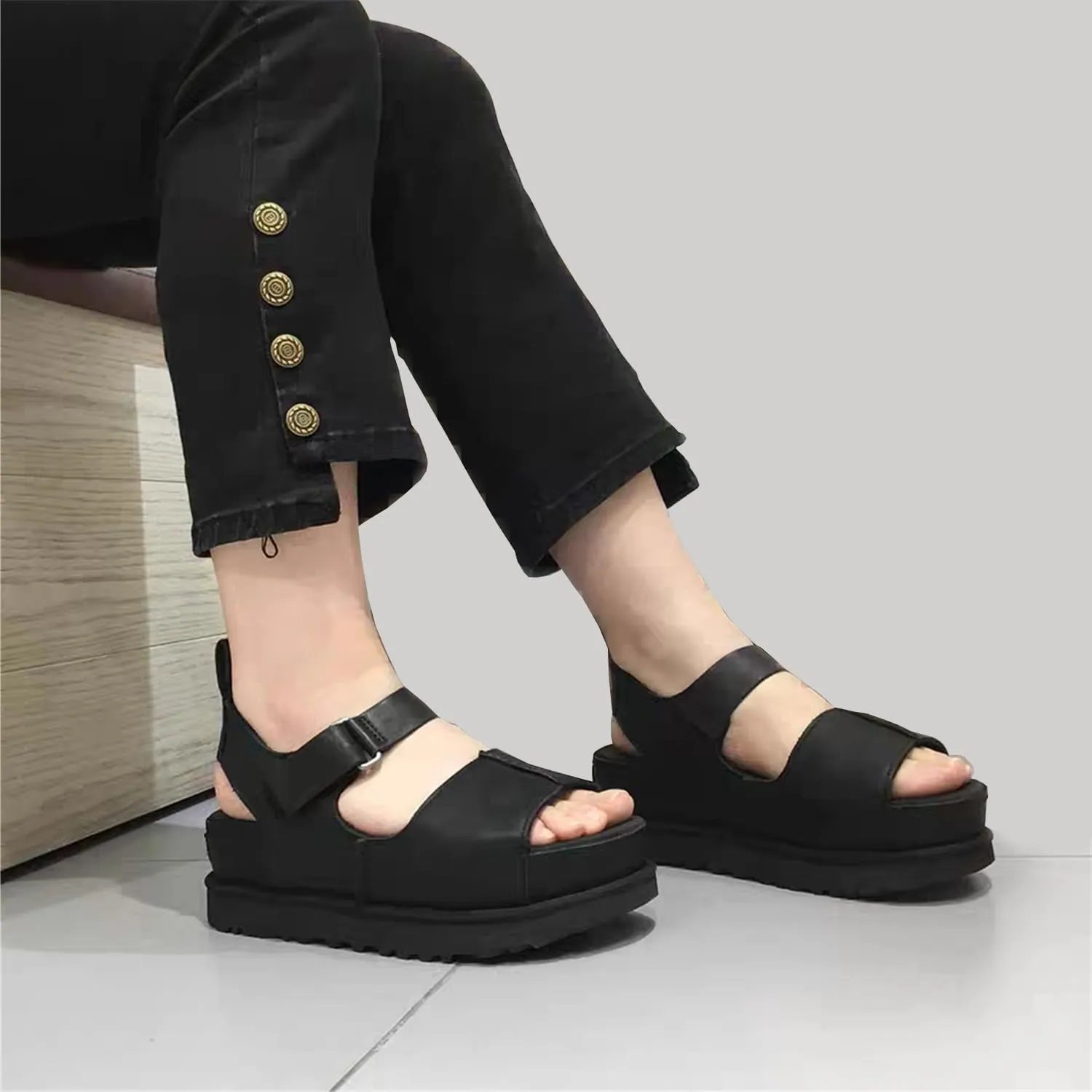 Fashion Suede Platform Sandals for Women's Casual Adjustable Indoor Non Slip Comfortable Outdoor Women's Mules & Clogs