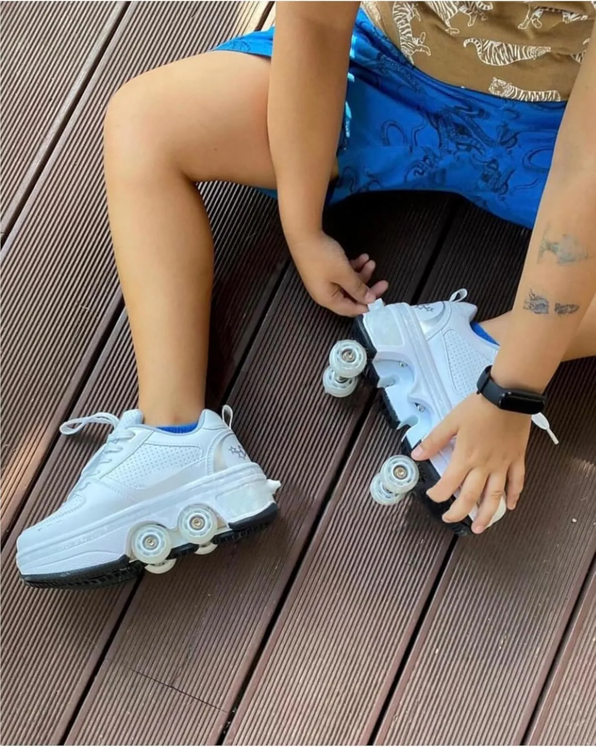 Four-Wheel 2-in-1 Roller Skate Shoes Unisex Skates Detachable Kids Sneakers with Wheels