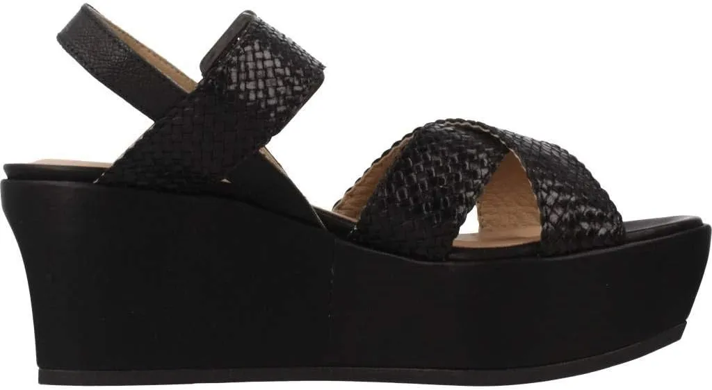 Geox Women's D Zerfie E Flatform Sandal