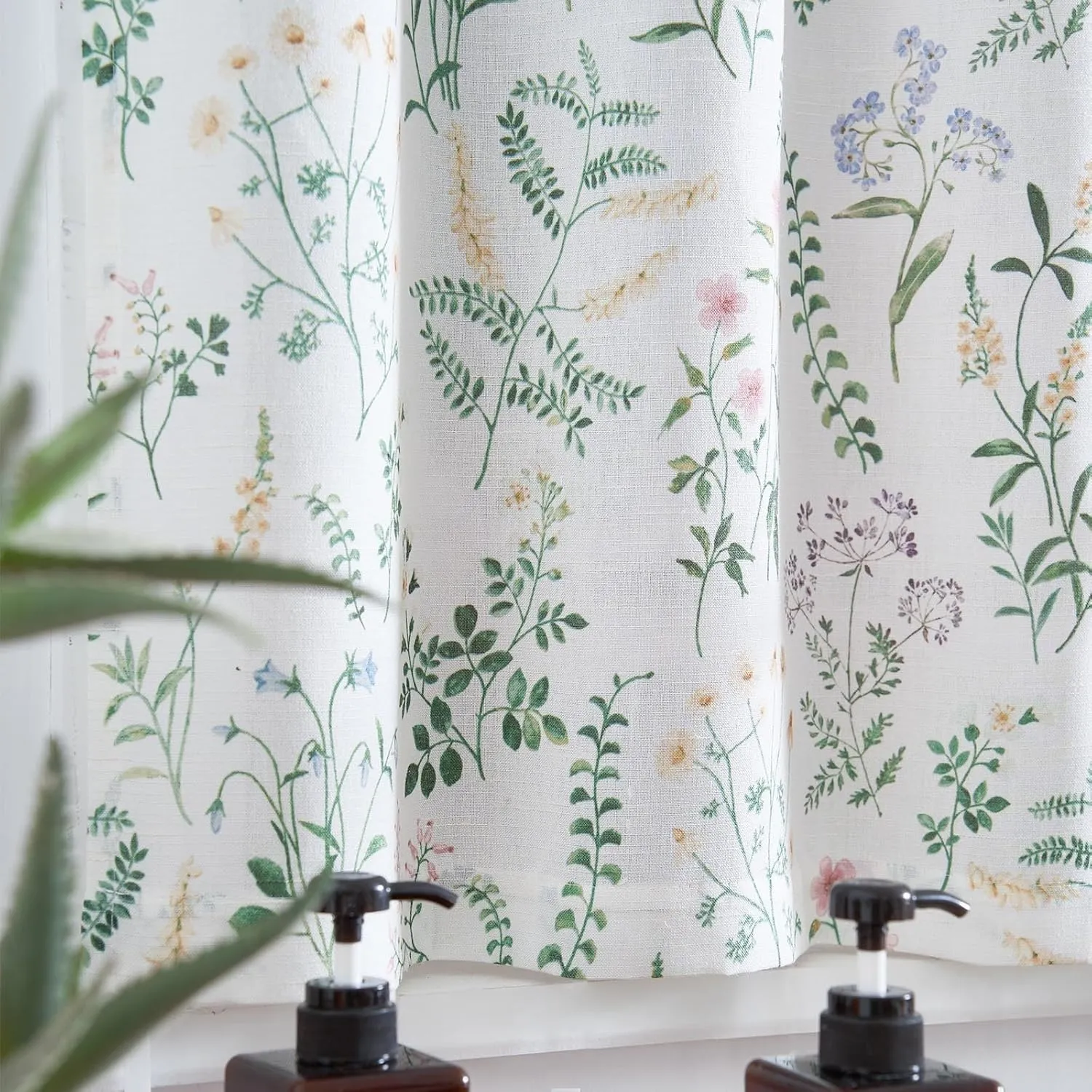 jinchan Spring Floral Kitchen Curtains Over Sink Farmhouse Linen Tier Curtains 45 Inch Length Cafe for Living Room Bathroom Botanical Small Drapes Rustic Light Filtering Rod Pocket 2 Panels Green
