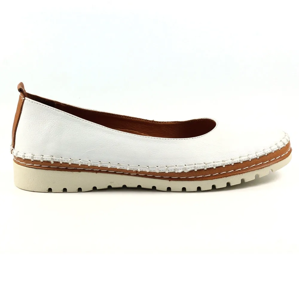 Lunar Dove Women's Slip On Leather Pump White