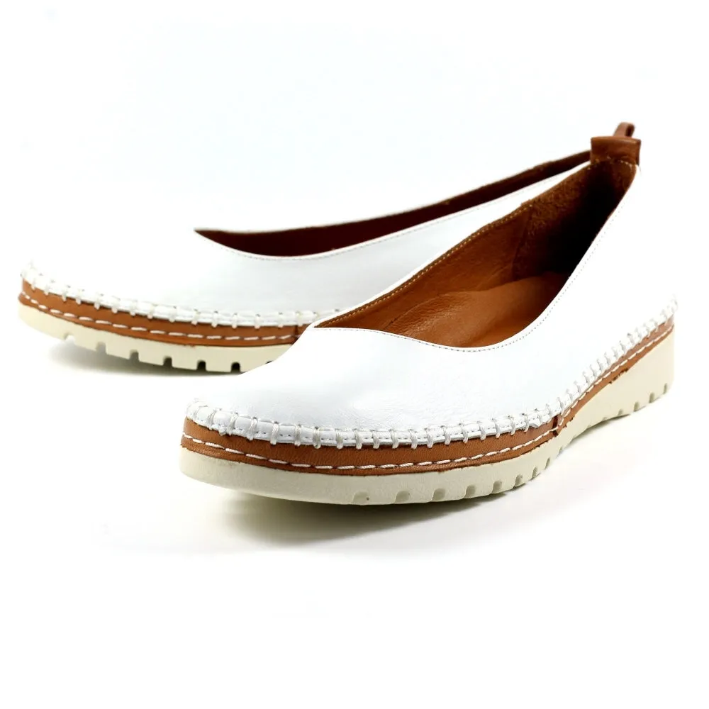 Lunar Dove Women's Slip On Leather Pump White