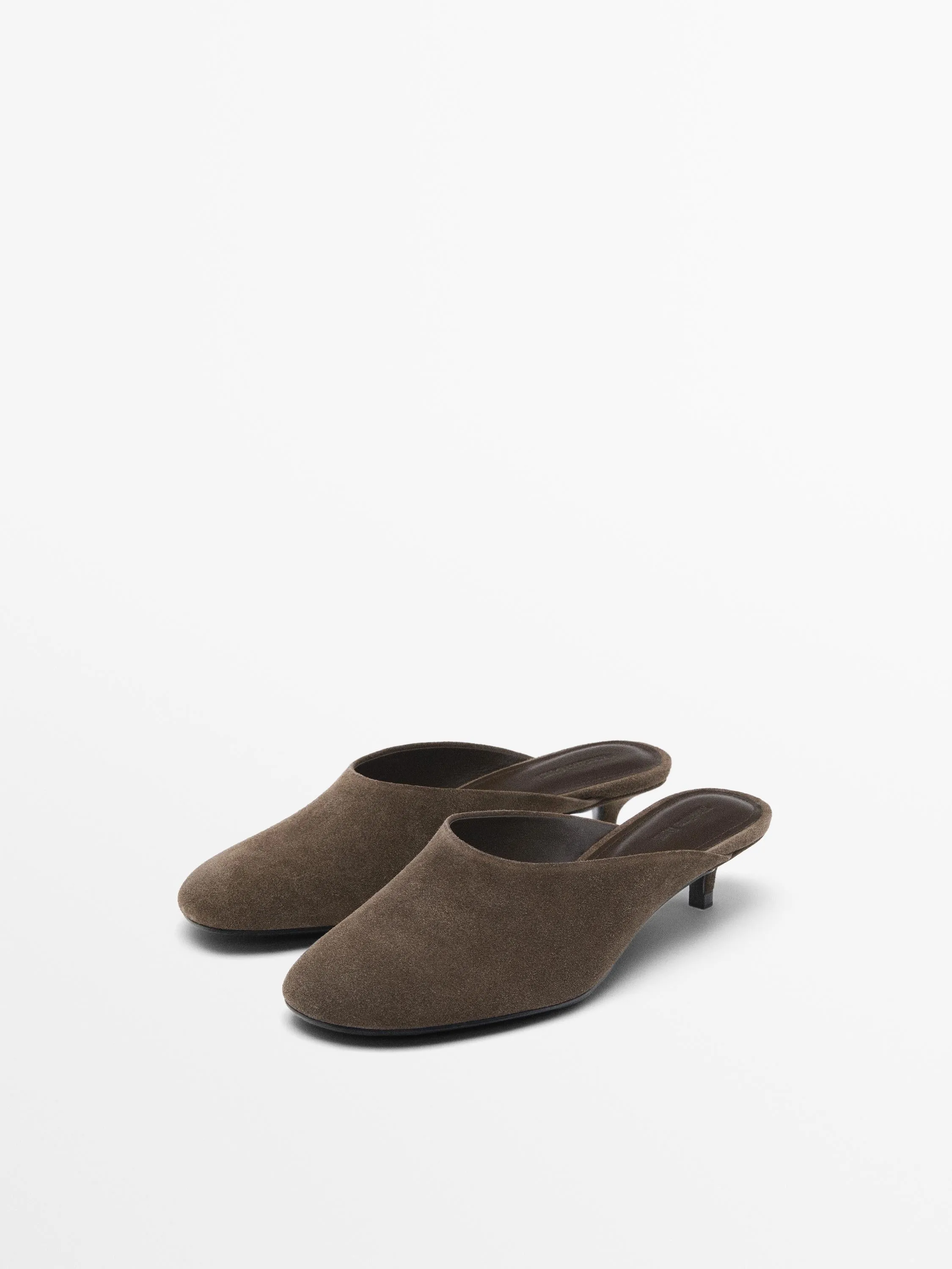 Split suede heeled shoes