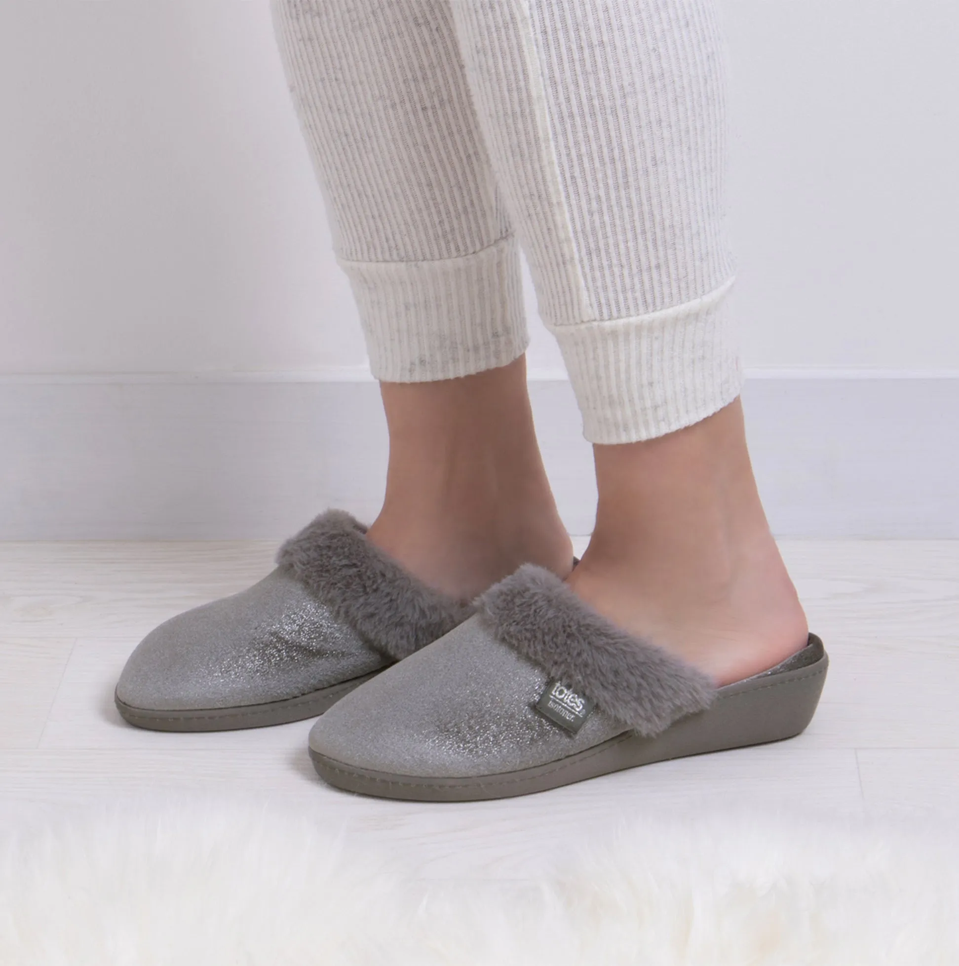 Totes Isotoner SPARKLE VELOUR HEELED MULE Womens Grey Sparkle