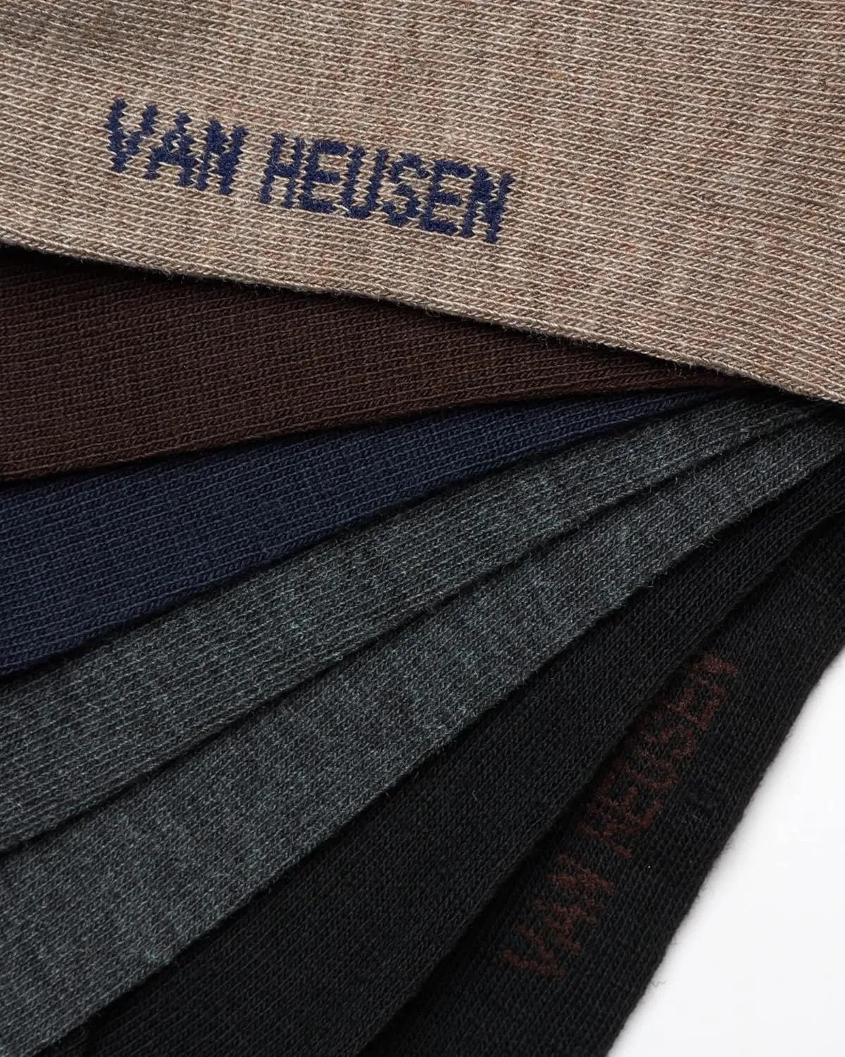 Van Heusen Mens Dress Socks - 14 Pack Soft Stretch Moisture Wicking Crew Socks for Men for Everyday Office Work Wear (6-12.5)