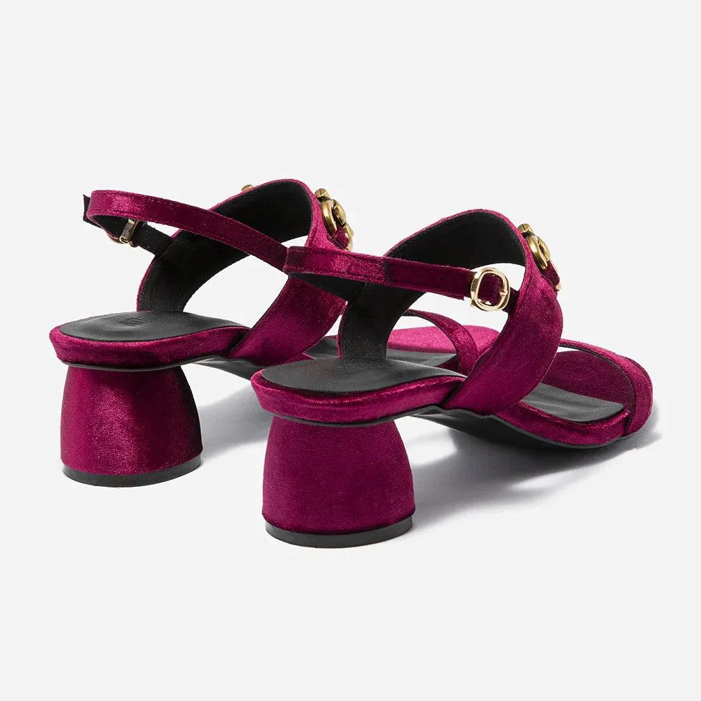 VELVY MAROON