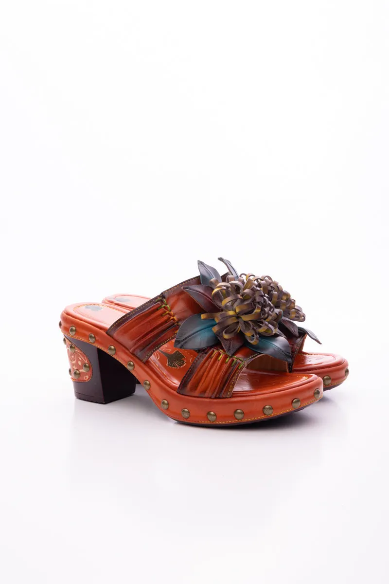 Vicconfy | WISH UPON A DREAM STUDDED FLORAL LEATHER MULE