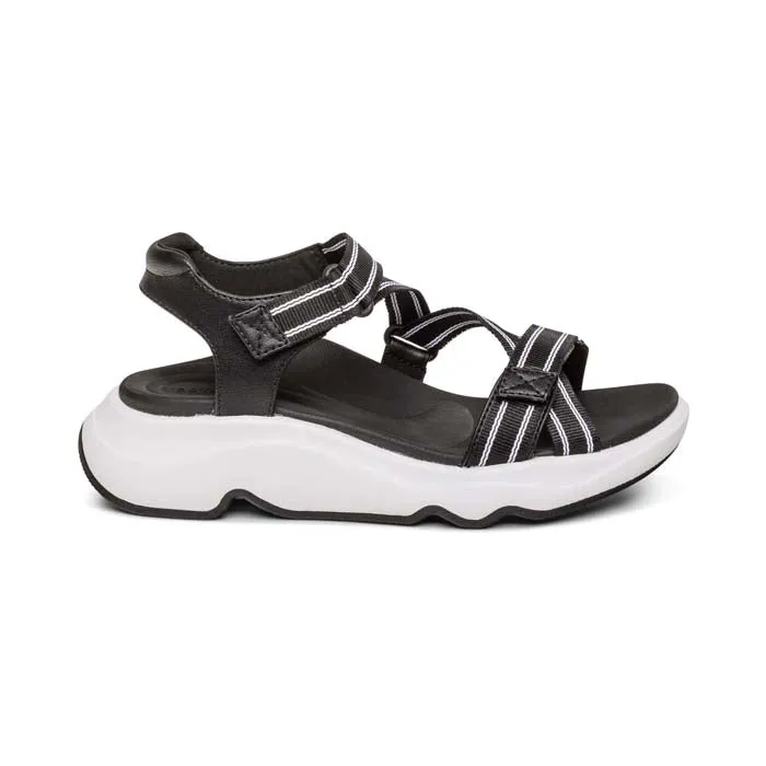 Womens Aetrex Marz in Black
