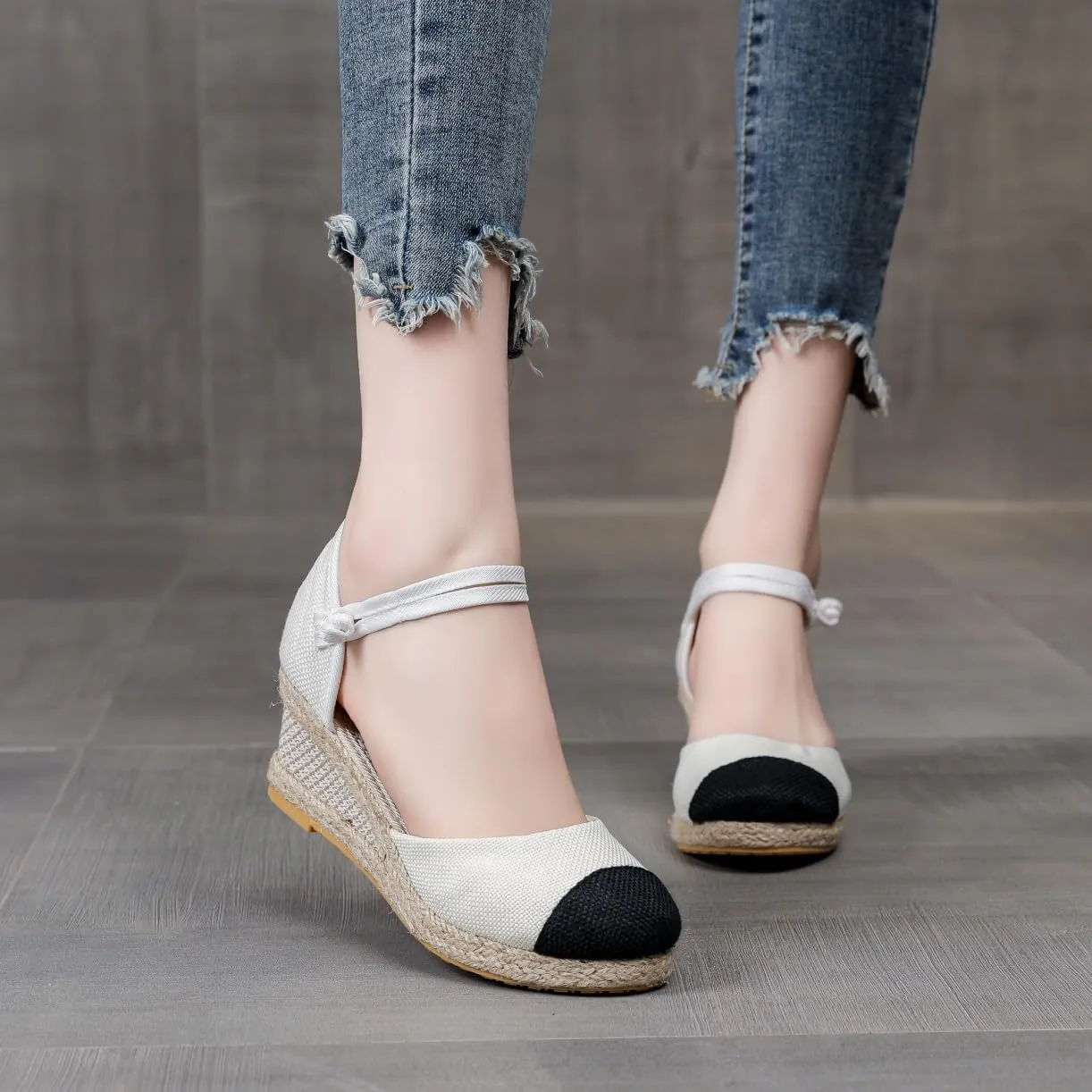 Women's Espadrilles Wedge Sandals Platform Closed Toe Ankle Strap Lace Up Summer Shoes Espadrille Heels Wedges for Women Bohemian Canvas