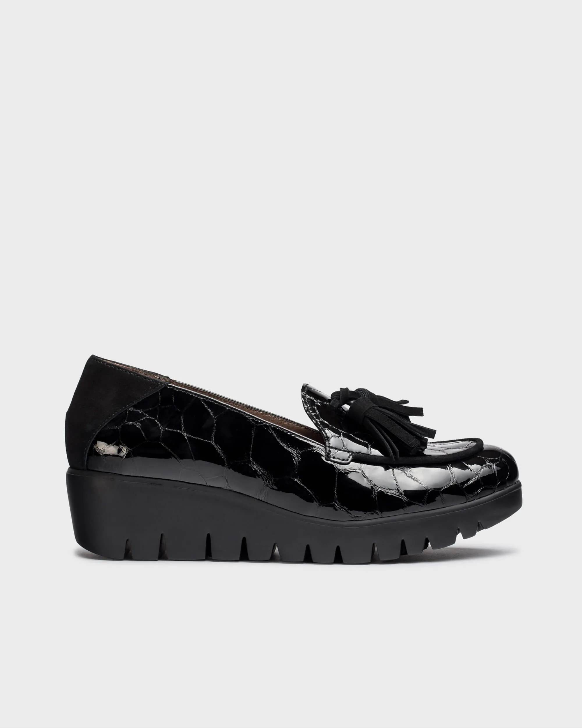 WONDERS - C-33320 MEDIUM WEDGE SLIP-ON SHOE - BLACK CROC