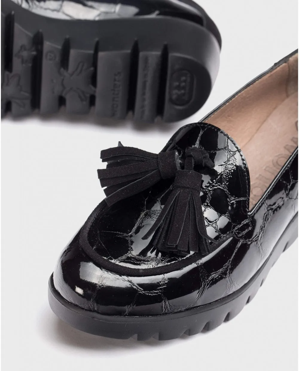 WONDERS - C-33320 MEDIUM WEDGE SLIP-ON SHOE - BLACK CROC